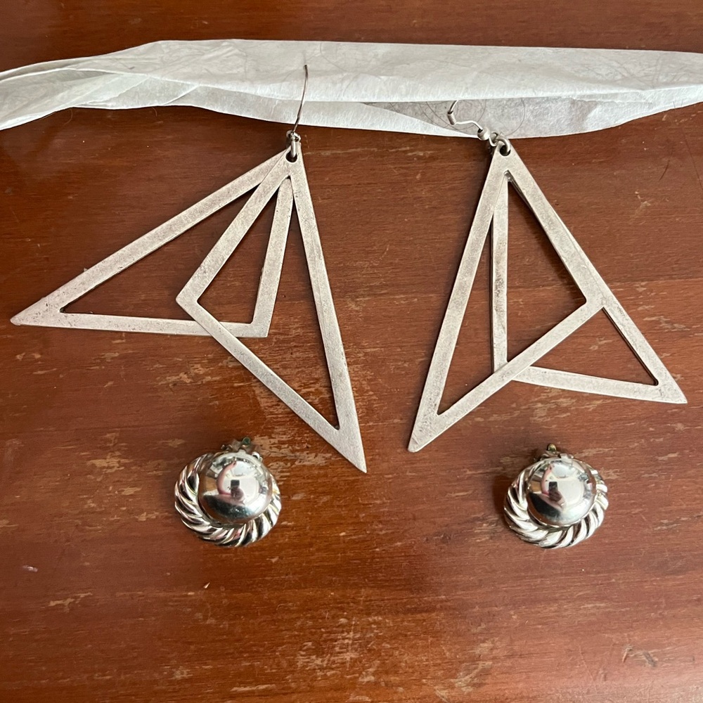 BRAND NEW SET: Vintage Star Earrings w/Silver Pearl Doubles